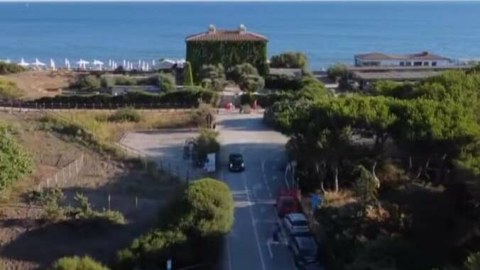 Nuovo parcheggio a Macchiatonda: «60 posti auto vicini alla spiaggia»