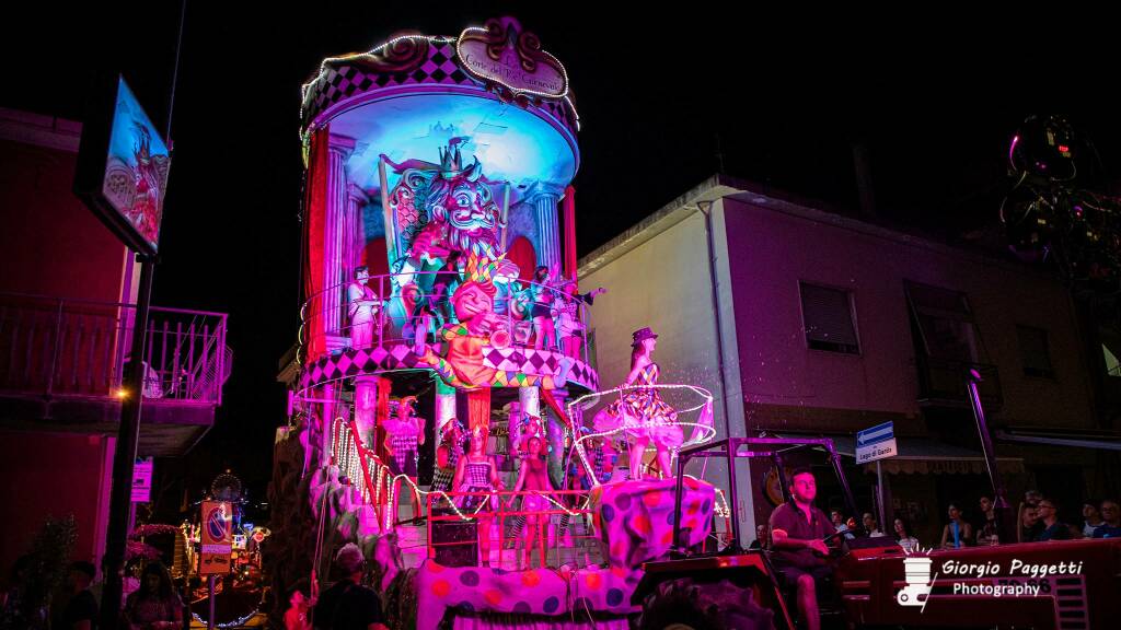 Sfilata Carnevale estivo 2024